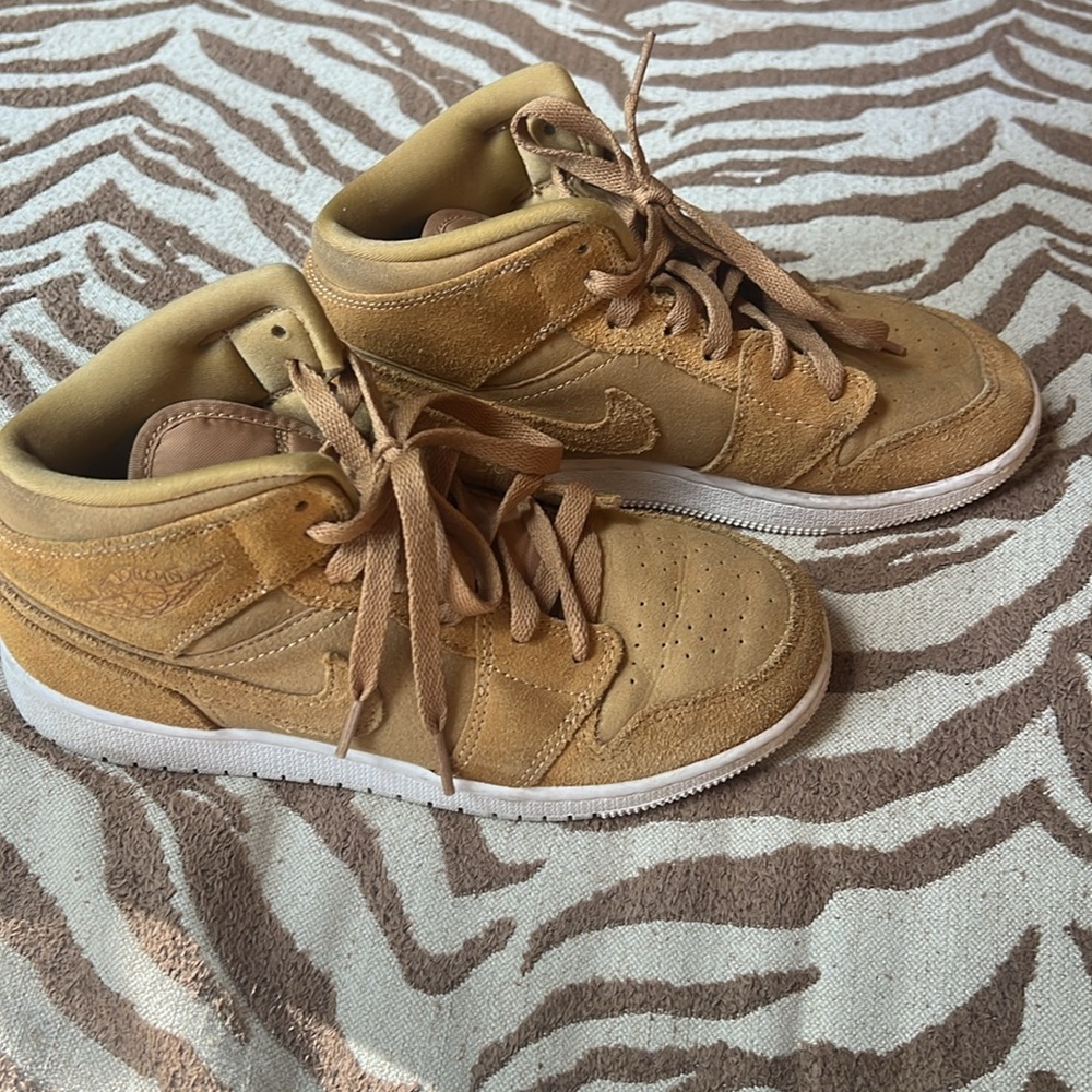 Nike Air Jordan 1 Retro Mid Golden Harvest - Big Kid 4Y - Picture 2 of 4